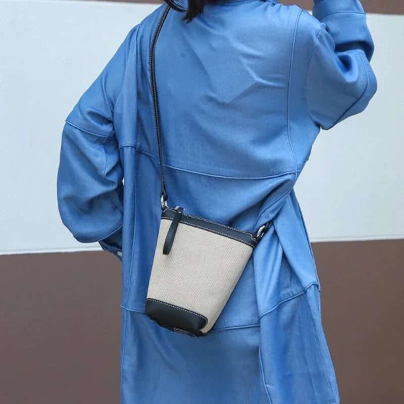 2024 Genuine Leather Canvas Crossbody Women's Bucket Autumn Winter Ladies Designer Brand Lightweight Small Bag