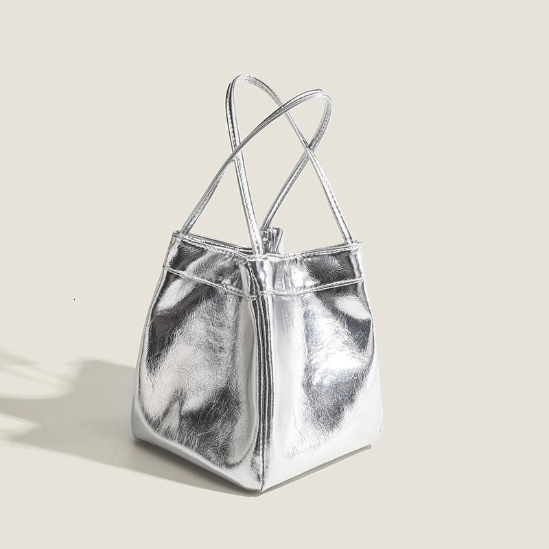 New high-end mirror texture bucket bag, fashionable and versatile, trendy shell gloss dopamine matching handbag