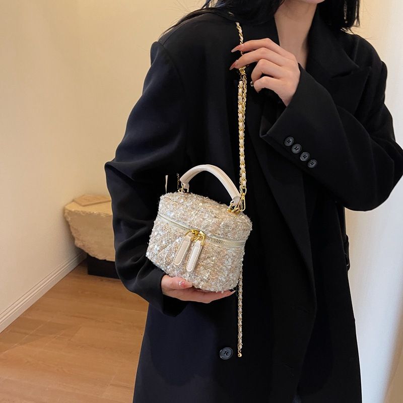 Fashionable Fragrant Wind Small Round 2024 Autumn/Winter New Woolen Style Versatile Women's Bag
