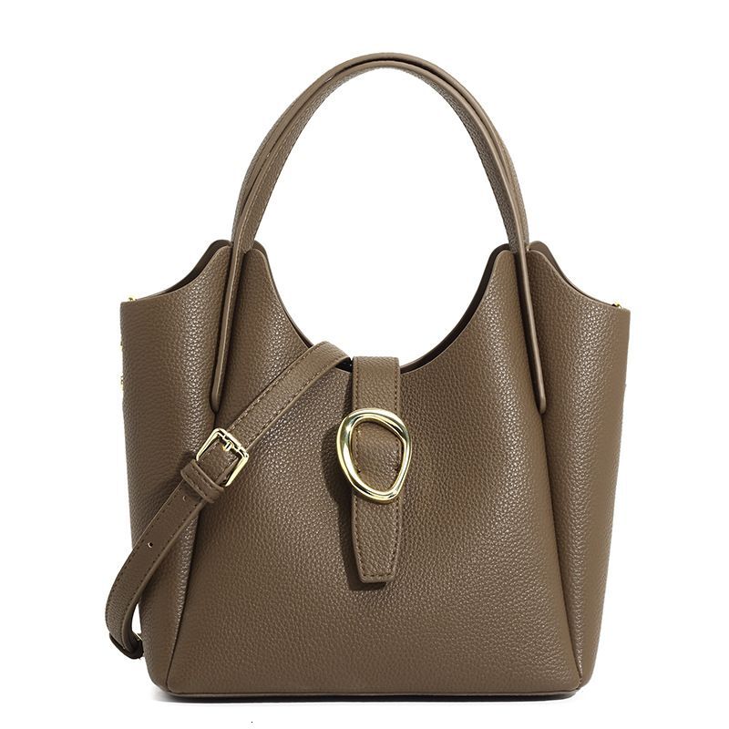 Genuine leather 2024 new large capacity women's commuting tote bag versatile single shoulder crossbody handbag