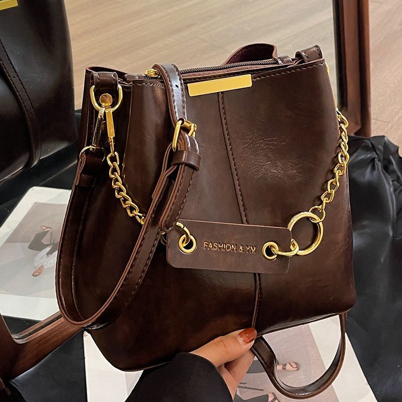 New Crossbody Autumn And Winter Bucket High-end Sense Women's Versatile Niche Design Retro Shoulder Bag