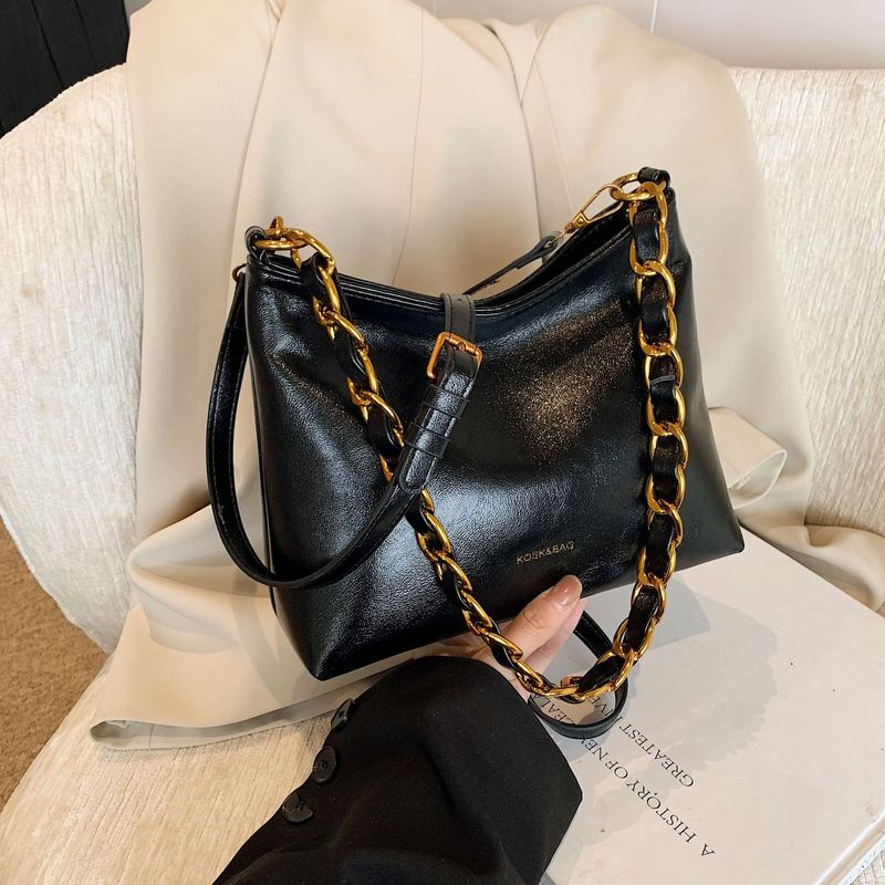 Large capacity bucket trendy new bags, exquisite chain bag, commuting high-end single shoulder crossbody bag