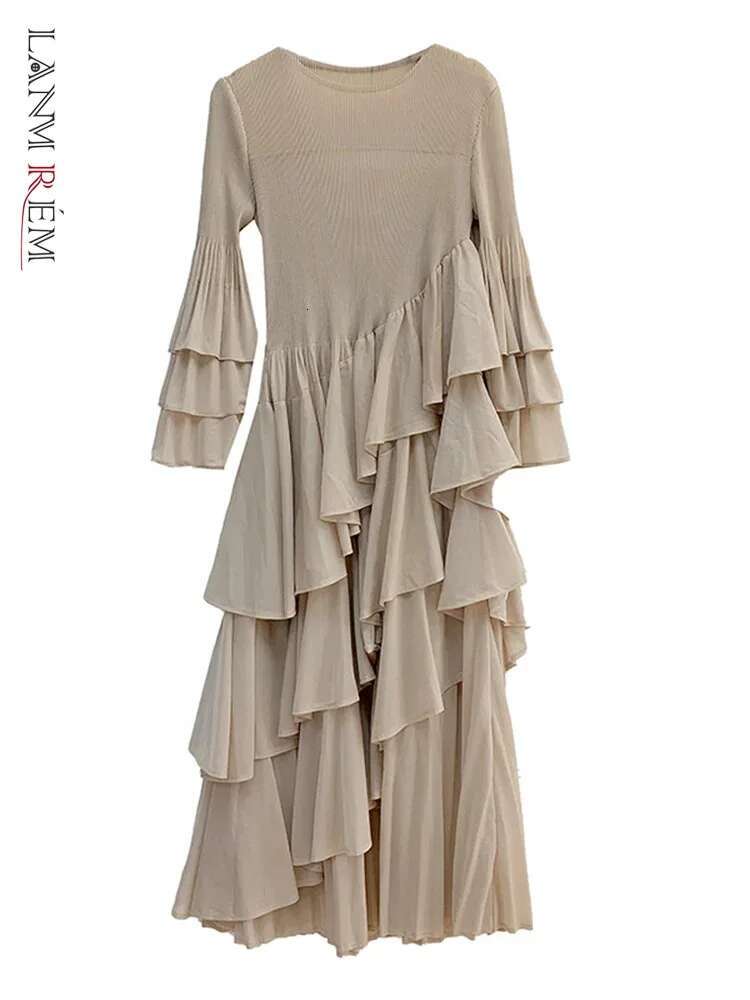 LANMREM Irregular Ruffles Pleated Dress For Women Fashion Long Sleeves Solid Color Dresses Evening Party 2024 New 2Da3391