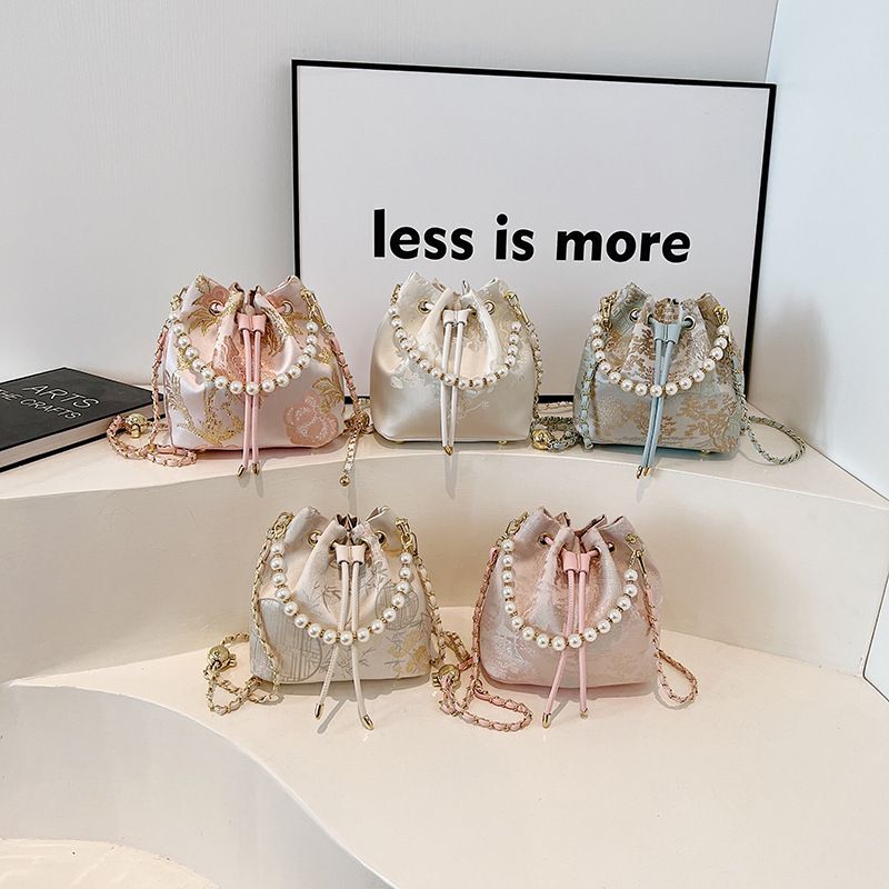 New Embroidered Bucket, Small Fragrant Wind, Pearl Chain, Chinese Style Handheld Hanfu, Single Shoulder Crossbody Bag