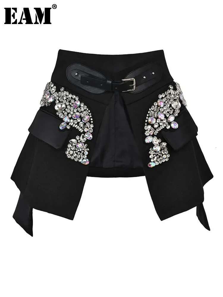 EAM Black Irregular Rhies Belted Mini Half-Body Skirt High Waist Women Fashion Tide New Spring Autumn 2025 Jy75801