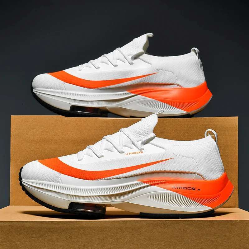 Carbon Plate Marathon Men Sports Running Shoes Air Cus hion Breathable Lightweight Comfortable Women Athletic Training