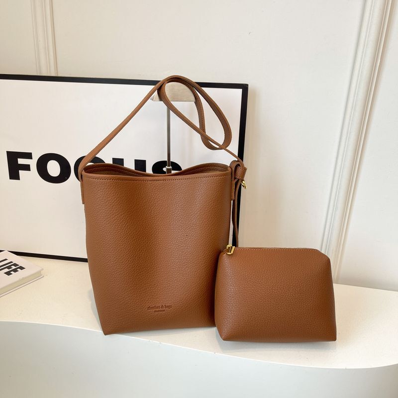 This year's popular bucket 2024 new style mother and child high-end diagonal cross niche design shoulder bag