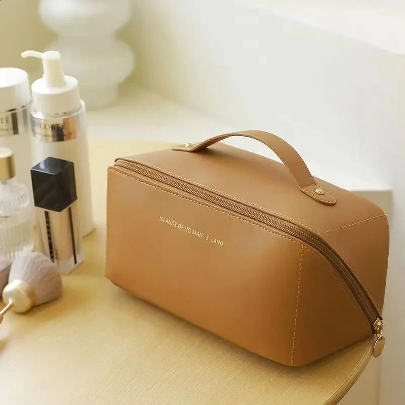 Large-Capacity Travel Cosmetic Bag Portable PU Makeup Pouch Women Waterproof Bathroom Washbag Multifunctional Toiletry Kit 250227