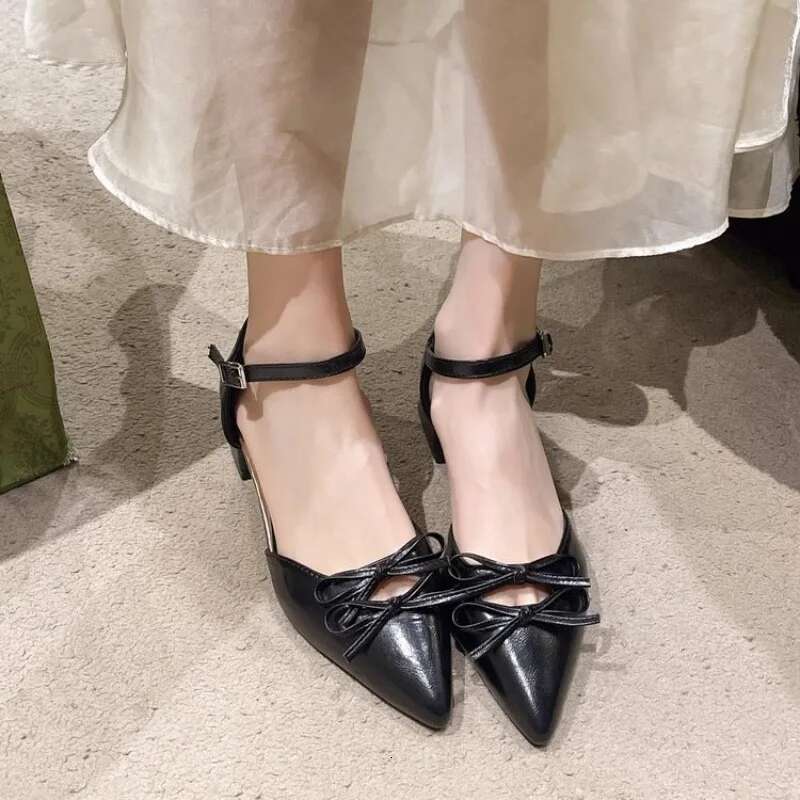 Spring New Baotou Slippers for Women Fashion Pointy Shallow Mouth Butterfly Knot Hollow-out e with Non-slip Low Heels