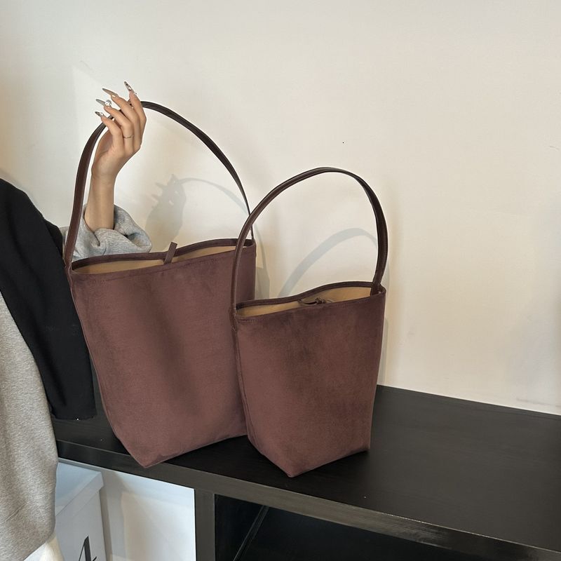 Simple row bucket autumn winter suede large capacity ins mother and child trendy single shoulder armpit bag