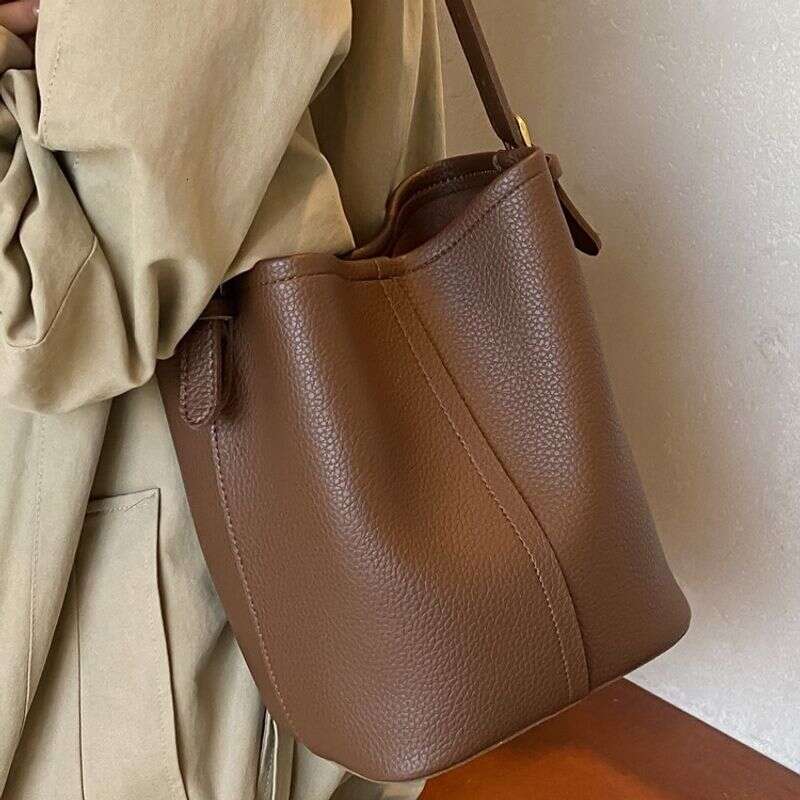 Women's Bags niche handbag women's new super hot summer crossbody bucket fashionable commuting single shoulder armpit bag