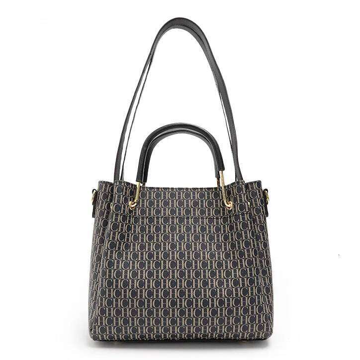 CH Capacity Shoulder Bag High Quality Ladies Multiple Back Elegant Popular Light Brand Classic Letter Print Handbag Large
