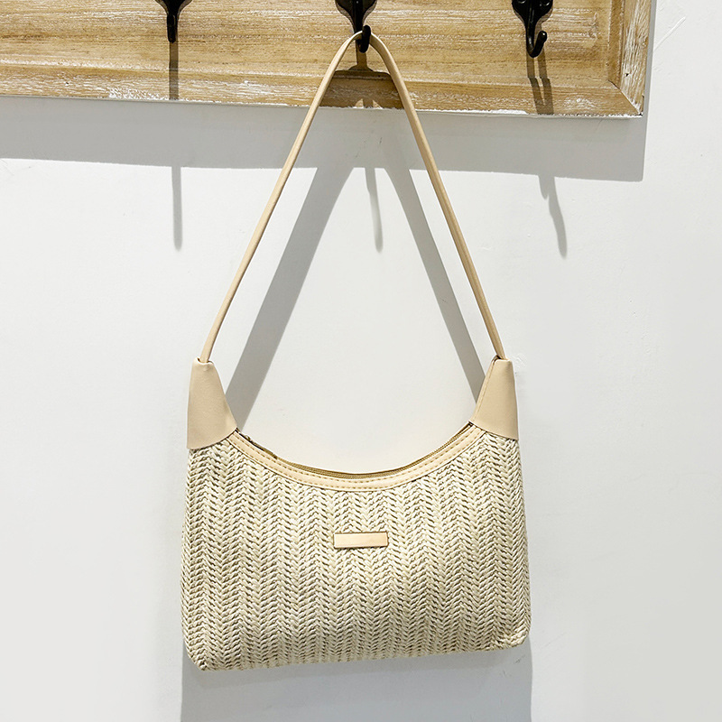 designer Trendy and Popular Small Niche Straw Woven Bag for Women 2025 New Summer Versatile Crossbody Bag Outdoor Small Handbag