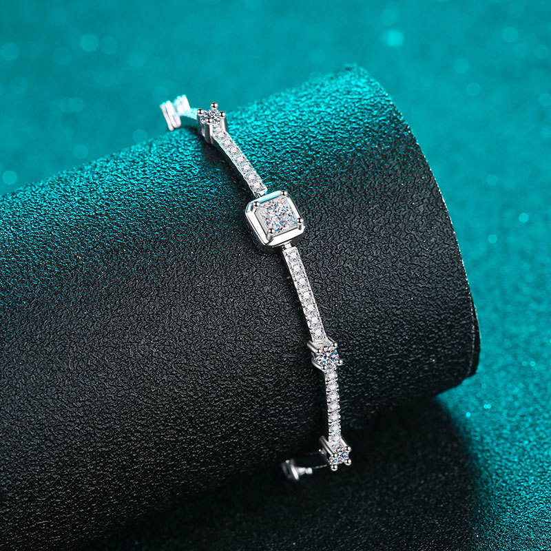 925 Sterling Silver Moissanite Square Bracelet for Women, Vintage Minimalist Design, Adjustable Chain, Perfect Elegant Gift for Girlfriend