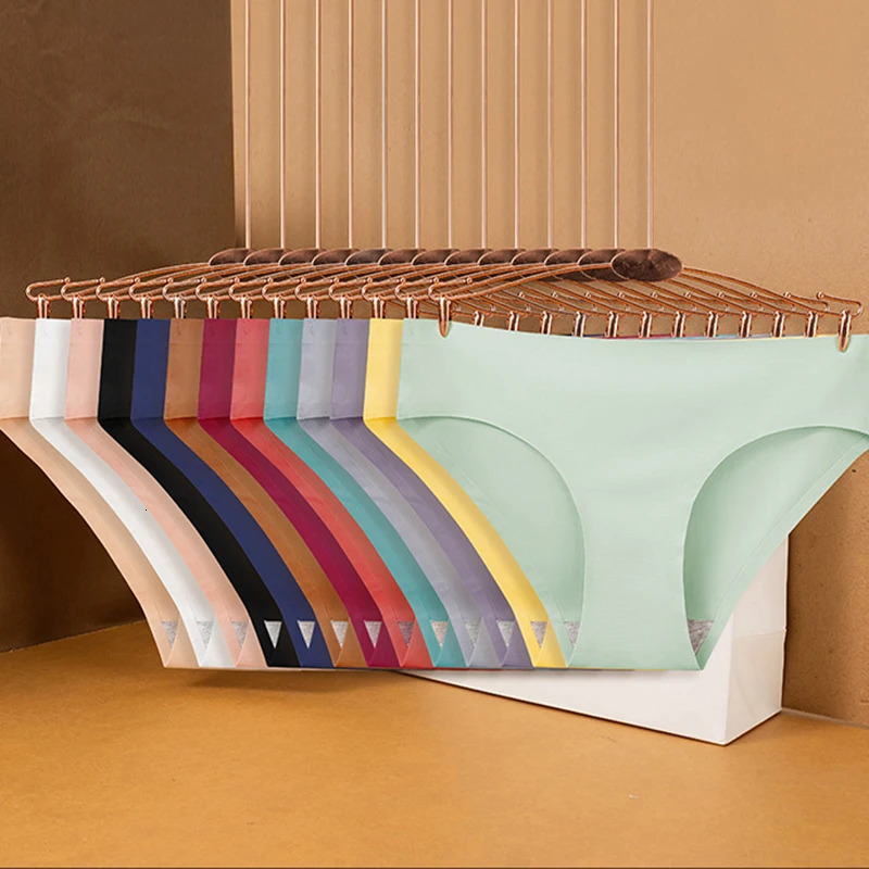 3Pcsset Large Size Sexy Women Panties Ice Silk Seamless M3XL Underwear Solid Color Comfort Soft Briefs Female Lingerie 250526