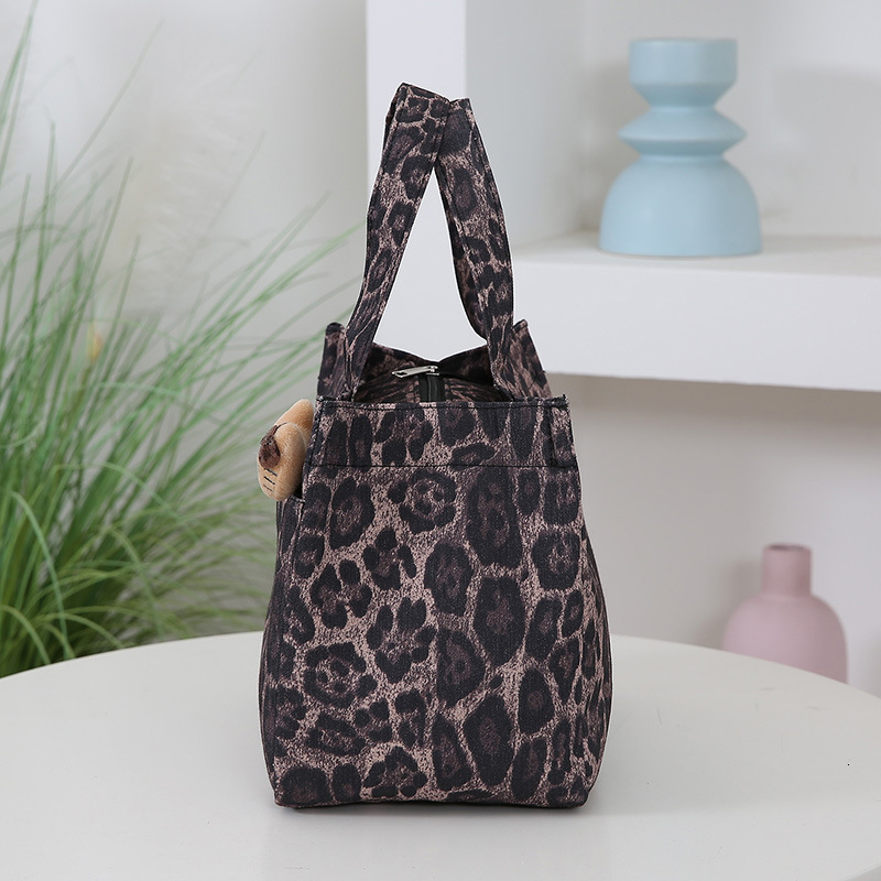 Brand Quality New Style Fashion Trendy Cool Handbag Niche Design Leopard Print Stylish Lunch Box Bag Retro Portable Work Lunch Bag New Free Delivery D