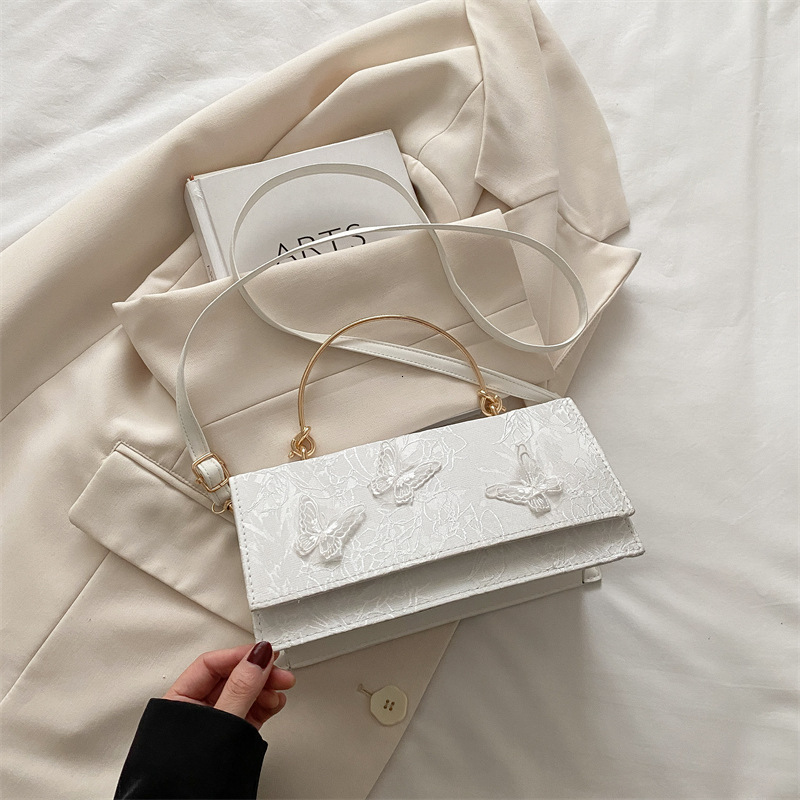 2025 New Designer Fashion Handbag Embroidered Butterfly Love Flower Small Square Bag Korean Beautiful Shoulder Bag Texture Atmospheric Crossbody Bag M