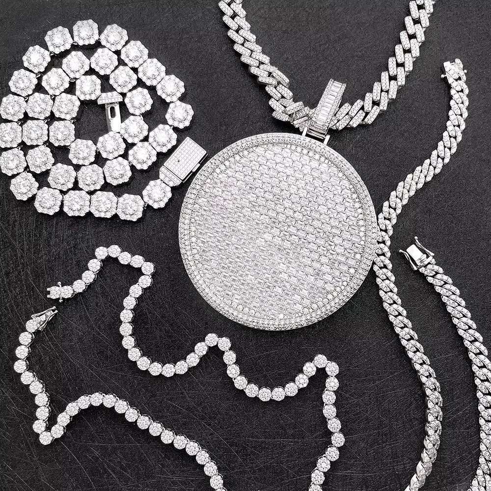 Factory Price Custom Blank Circle Vvs Moissanite Pendant 925 Sterling Silver Rapper Iced Out Necklace Hip Hop Men Women Jewelry