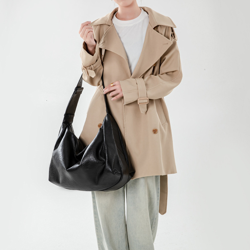 designer Soft Leather Large Capacity Black Dumpling Bag for Women 2025 New Retro High-end Lazy Style Cloud Shoulder Bag