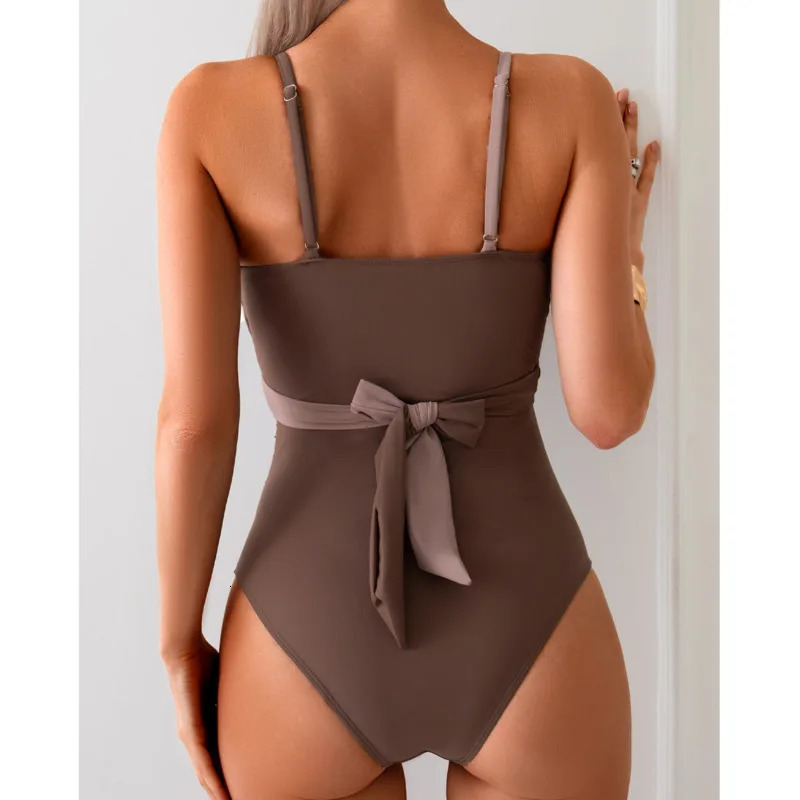 Sexy One Piece Large Swimsuits Closed Plus Size Swimwear For Pool Beach Body Bathing Suits Women Female Swimming Suit Summer 250530
