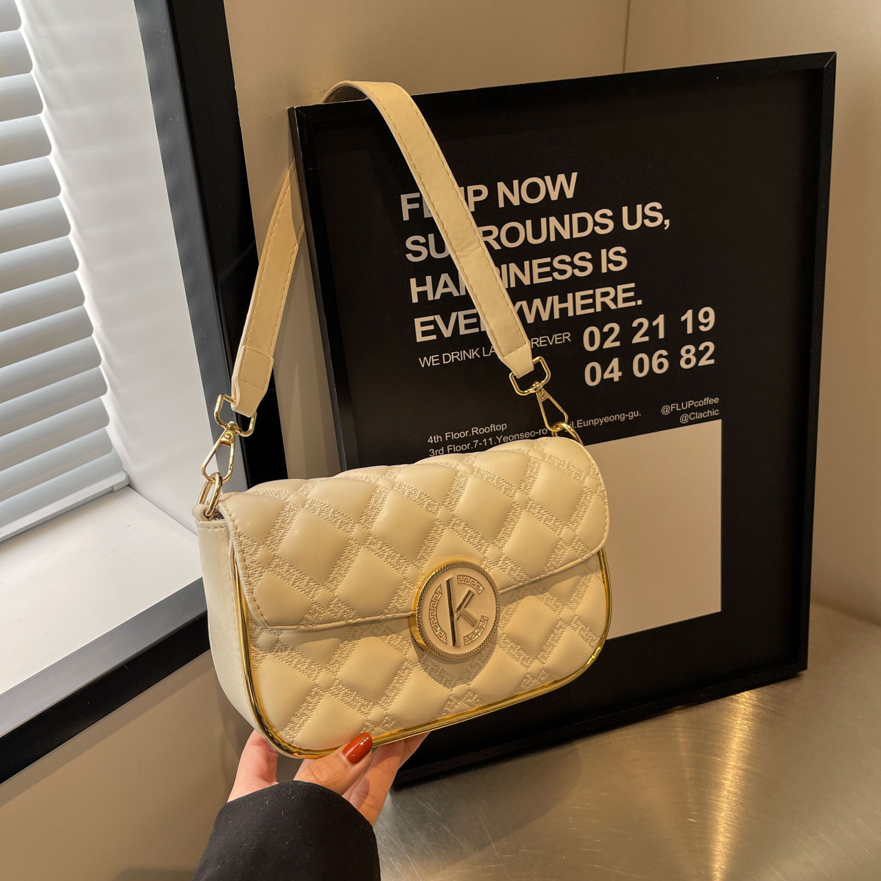 Free Shipping Designers New Trendy Womens Bag Diamond Grid Chain Bag Women's Summer Small Square Bag Hand-held Single Shoulder Crossbody Bag Wome