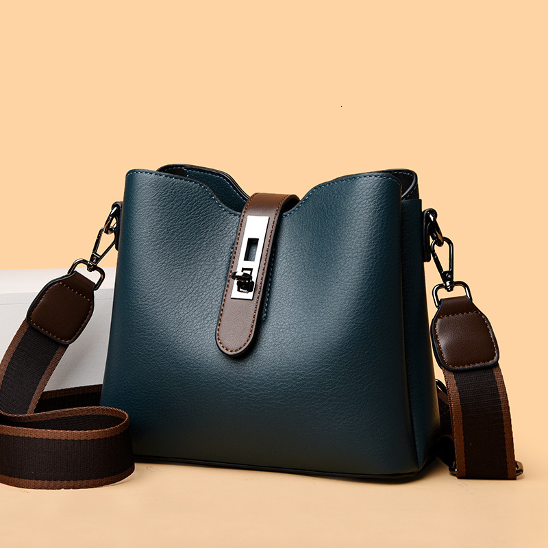 Brand Quality New Style Bucket Bag Fashion Shoulder Crossbody Women's Bag 2024 New Style Multi-layer Large Capacity Women's Bag New Free Del