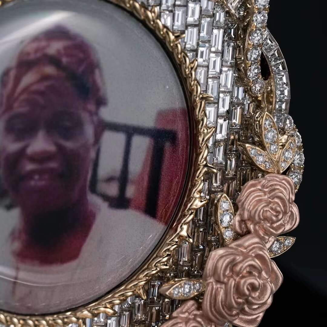 2.5inch Width Iced Out VVS Moissanite Diamond Memory Photo Pendant Match 13MM Cuban Link Chain Necklace