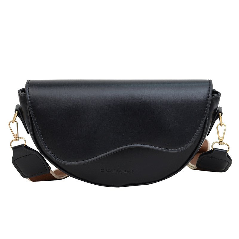 Free Shipping Designer Trendy Retro Versatile Crossbody Bag Texture Small Bag Womens Fashion Single Shoulder Armpit Saddle Bag