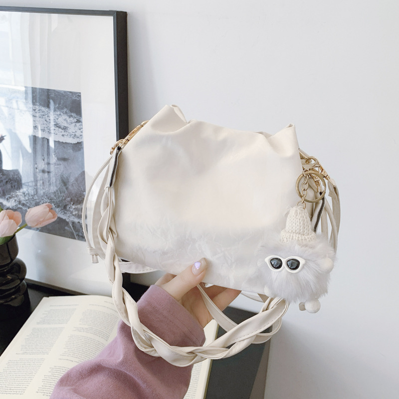 Top quality Brand High Quality New Style Trendy Bucket Bag for Women 2025 New Designer Shoulder Bag Crossbody Chain Bag New Free Delivery Designer Bag