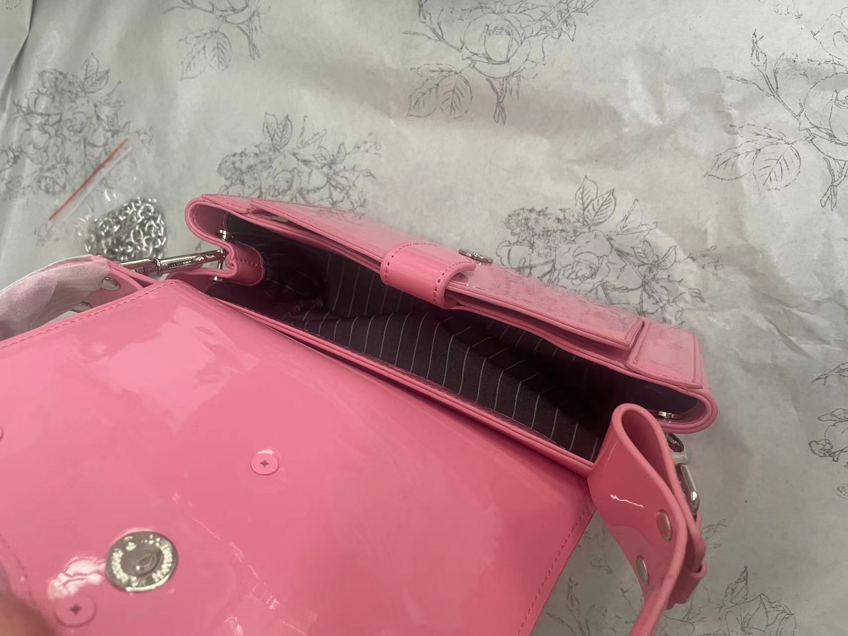 Empress Dowager Saturn's for Women New High end Light Luxury One Shoulder Women's Pink Chain Crossbody Small Square Bag