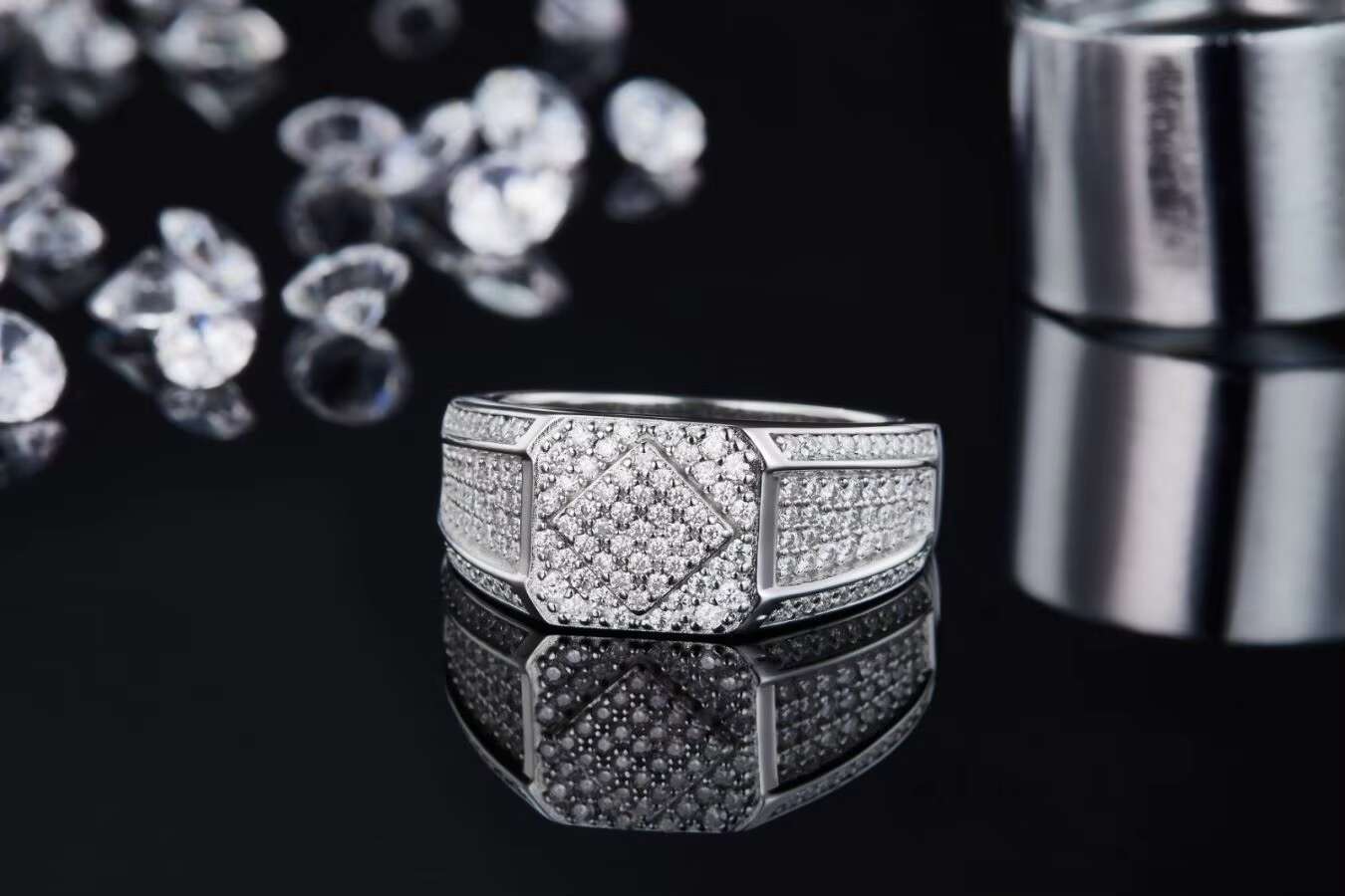 Mens Simple S925 Sterling Silver Wedding Band Engagement Anniversary Gift Certificate Ring Moissanite Quality 925 Silver