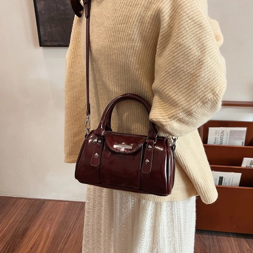 Bright PU Leather Pure Color Shoulder Crossbody Bags Latest Handbag Burgundy Mini Top-handle Bags For Women 250530