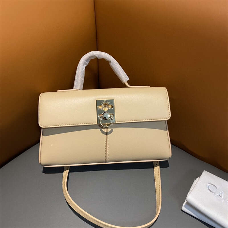 CAF Hong Kong Niche Design New Cowhide Briefcase Women s Shoulder Crossbody Handbag Small Square Bag