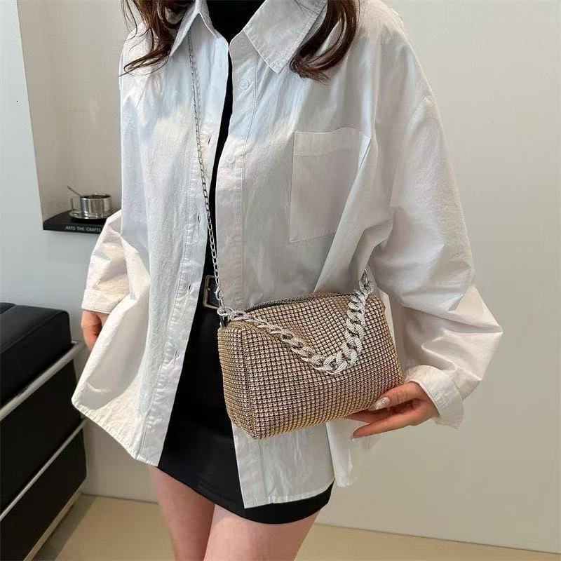 New Style Rhinestone Bag Handbag for Women 2025 High-Quality Texture Crossbody Handbag Evening Bag Chain Shiny Full Diamond Bag New Free Delivery Desi