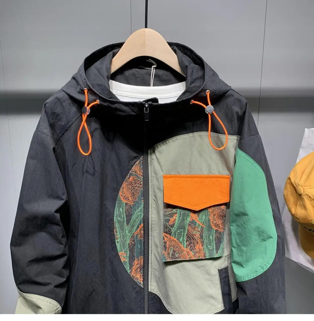 Spring Mens Pocket Patchwork Hoodie Jackets Men Hip Hop Y2K Hooded Bombers Jacket Fashion Techwear Streetwear Coat Clothes 250530