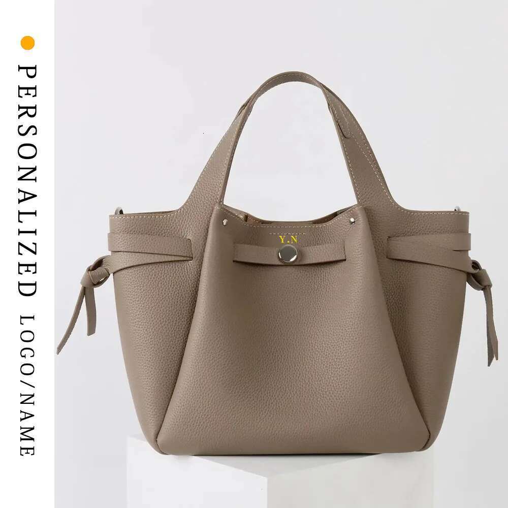 Personalized Initial Letter Custom New Fashion Head Layer Cowhide Large Capacity Pleated Commuter Tote Bag One-Shoulder Underarm