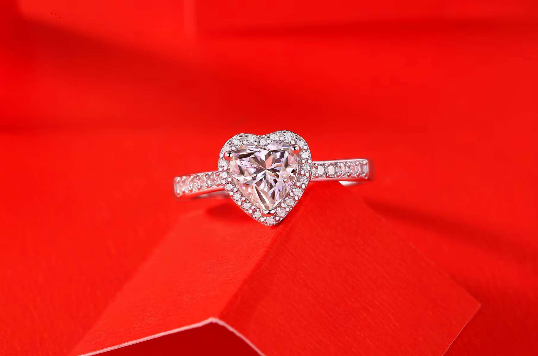 Jiuzhuan Jewelry 925 Sterling Silver Ring Heart Shape 1ct Moissanite Engagement Wedding Ring for Women