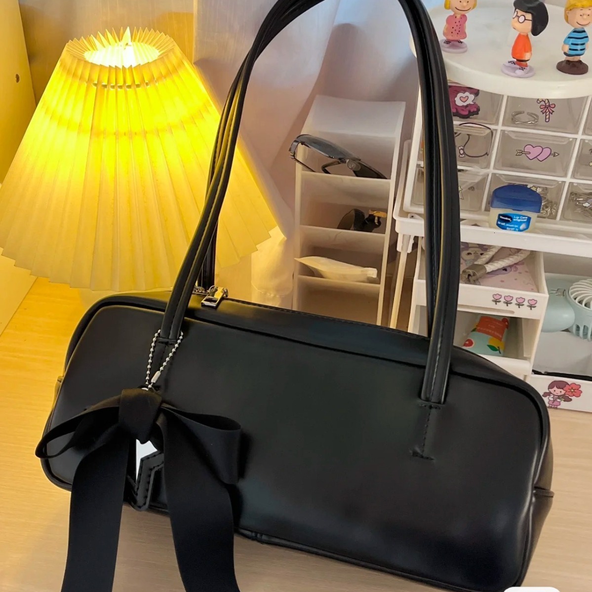 designer 2025 New High-End Fashion Trend Underarm Baguette Bag Same Style Niche Korean Design Fashion Pillow Bag