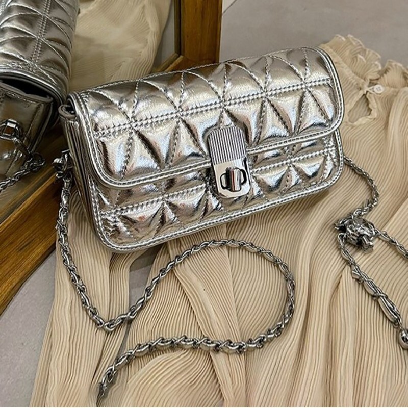 designer Summer Versatile Fashion Women's Bag Small Square Bag Women's 2025 New Super Popular Quilted Chain Bag Single Shoulder Crossbody Ba