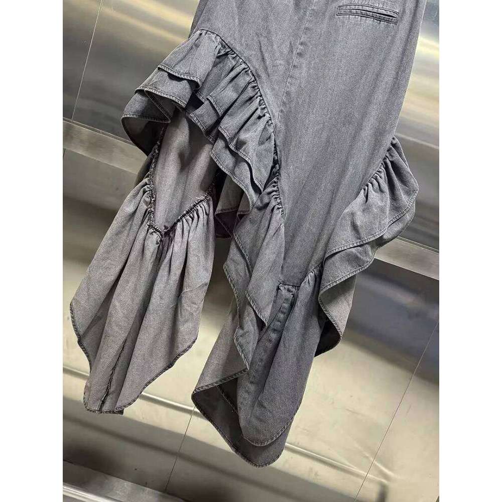 VGH Patchwork Pockets Denim Skirts For Women High Waist Solid Minimalist Loose Irregular Hem Skirt Female Clothing Fashion New