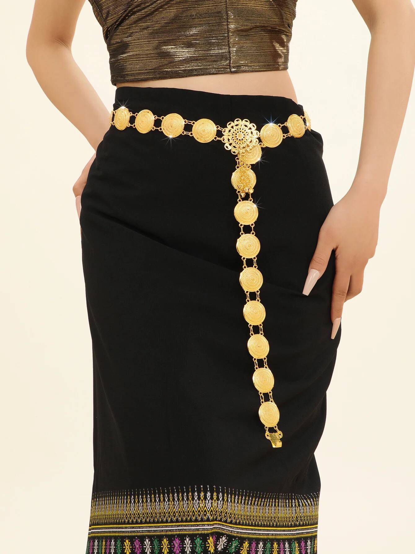 1PCS Metal Swirl Polka Dot Adjustable Bohemian Style Vintage Women's Belt is suitable for summer daily casual party gifting