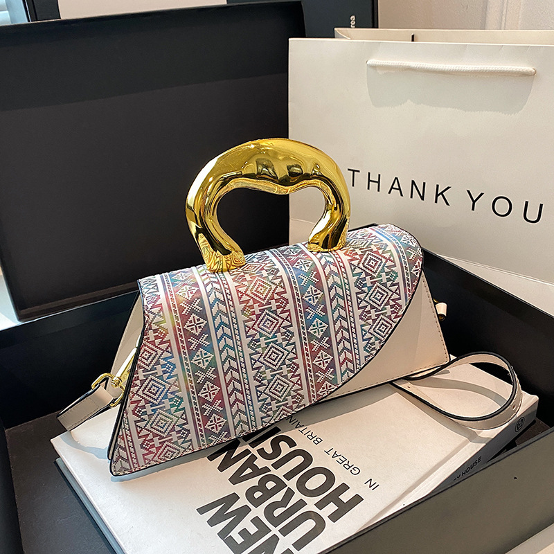 Ethnic Wind Pressure Flower Niche Designer Handbag New Personalized Trend European Retro Single Shoulder Crossbody Bag Women's Bag Makeup Bag Fre