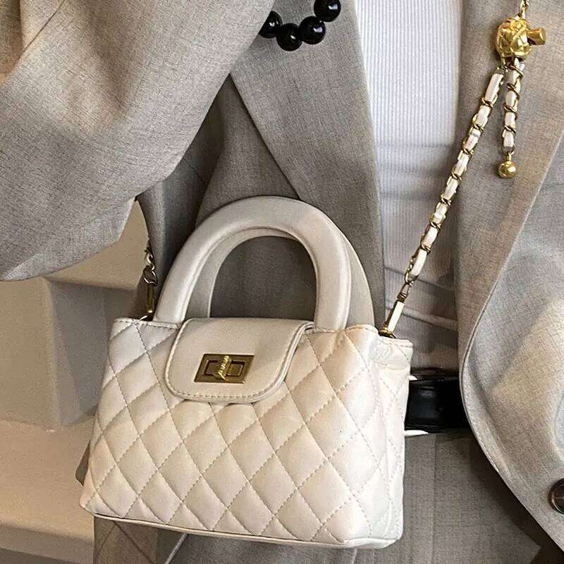 French Style Dia-Shaped Chain Small Square Women Fashion PU Leather Handbag Summer Commuter Crossbody Bag