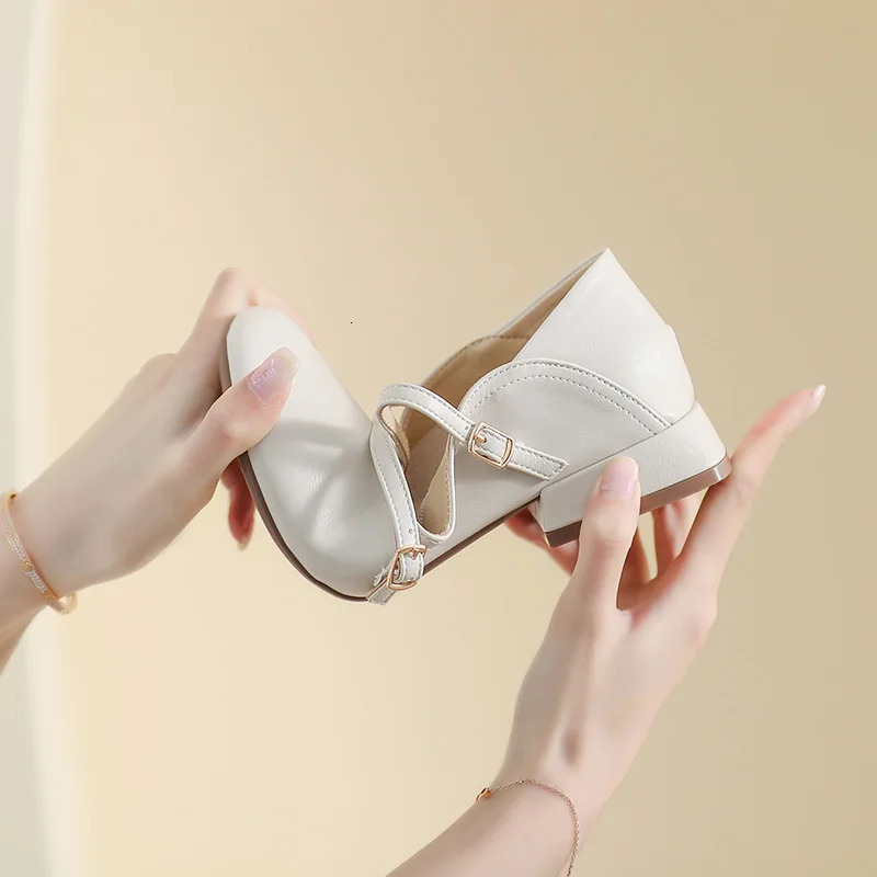 womens leather shoes Spring and Autumn Casual Outerwear work and banquet and office Large size 41-43 Mary Jane heels 250528