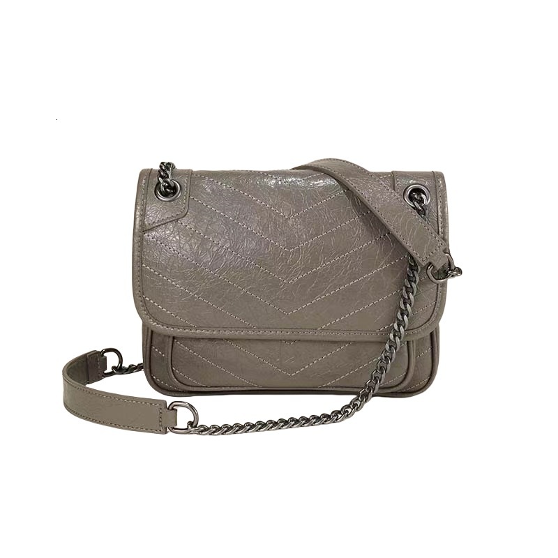 New layered cowhide crossbody bag with high-end feel, women's genuine leather shoulder bag, new free delivery designer bag