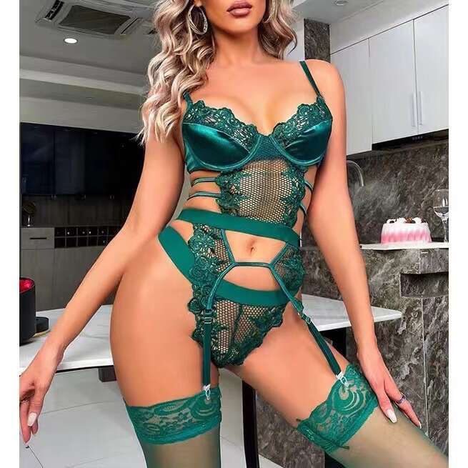 Spell Lingerie Porn Suits New Three Piece Hollow Embroidery Sexy Lingerie Set Without Legs Sexy Lingerie