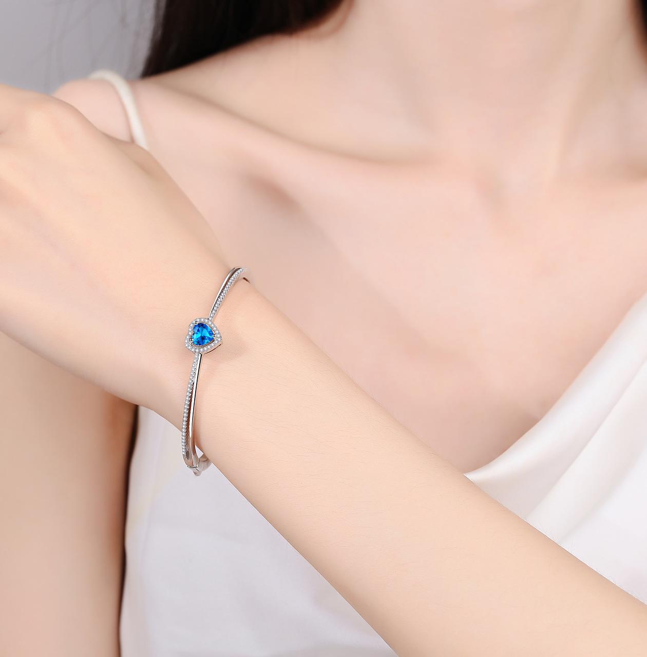 Blue Moissanite Heart Bracelet for Women 925 Sterling Silver PT950 Platinum Plated Bangle Sweet Minimalist Jewelry Gift