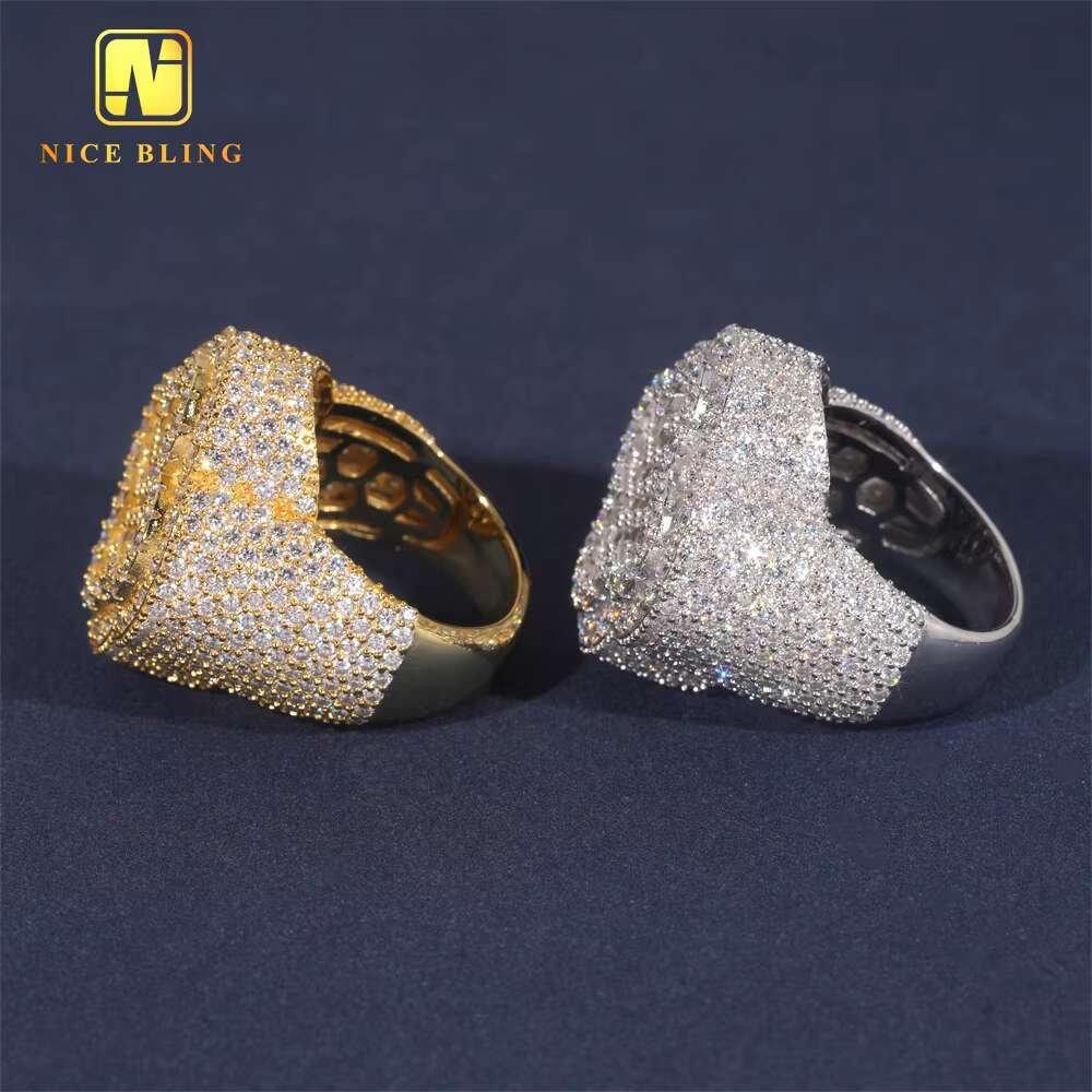 Iced Out 18k Gold Plated baguette Cut Moissanite Ring Fashion Hip Hop Jewelry S925 Lab Diamond Four Leaf Clover Engagement Ring