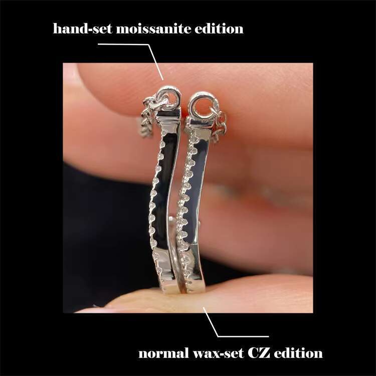 Hand-set Moissanite Diamond Letter S Pendant S925 10K 14K Initial Necklace Wholesale Factory Custimization Moissanite Jewelry
