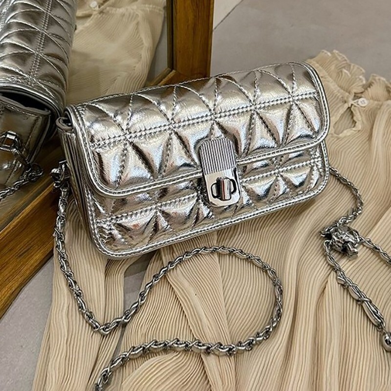 designer Summer Versatile Fashion Women's Bag Small Square Bag Women's 2025 New Super Popular Quilted Chain Bag Single Shoulder Crossbody Ba